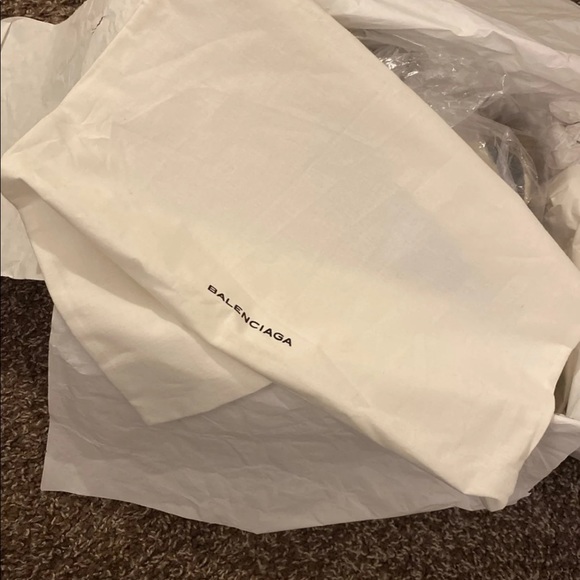 Balenciaga sneakers - Picture 3 of 4